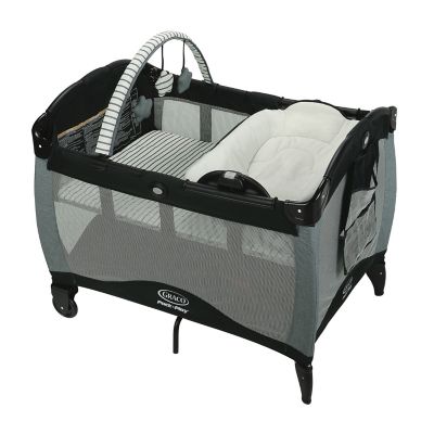 Graco&reg; Pack &lsquo;n Play&reg; Playard with Reversible Seat &amp; Changer&trade; LX