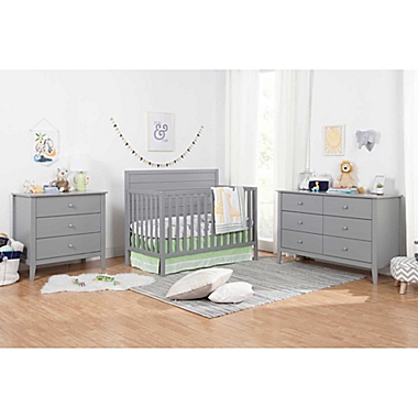 carter&#39;s&reg; by DaVinci&reg; Morgan 3-Drawer Dresser in Grey. View a larger version of this product image.