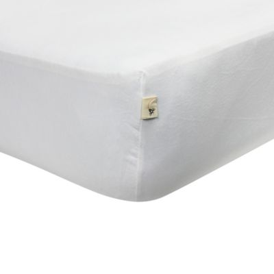 Burt&#39;s Bees Baby&reg; Organic Cotton Jersey Fitted Crib Sheet in Cloud