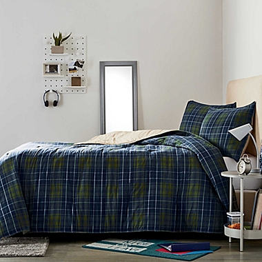Wamsutta&reg; Collective Boulder 2-Piece Plaid Twin/Twin XL Comforter Set in Olive/Navy. View a larger version of this product image.