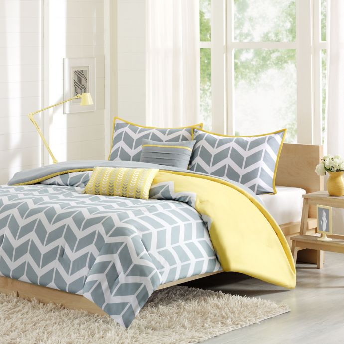 Nadia Reversible Duvet Cover Set In Yellow Bed Bath And Beyond