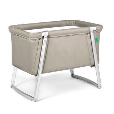 babyhome® Dream Bassinet in Sand | Bed 