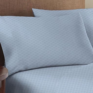 Everhome&trade; Sateen Diamond 400-Thread-Count Standard Pillowcases in Skyway (Set of 2). View a larger version of this product image.