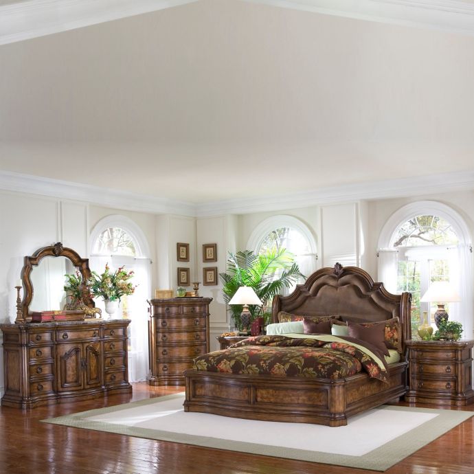 Pulaski San Mateo Queen 5 Piece Bed Set In Brown Bed Bath