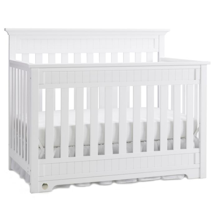 Fisher Price Lakeland 4 In 1 Convertible Crib In Snow White