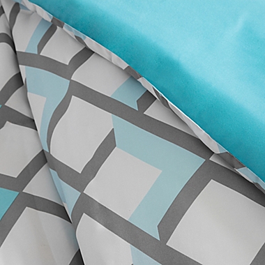 Intelligent Design Finn Full/Queen Comforter Set in Blue. View a larger version of this product image.