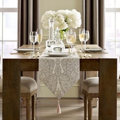 beautiful table runners