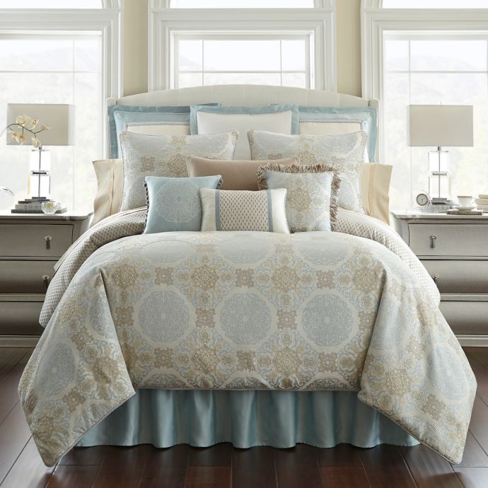 Waterford Linens Jonet Reversible Comforter Set In Cream Blue