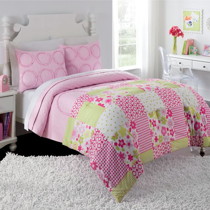 Charlotte Comforter/Quilt Set in Pink Bed Bath & Beyond