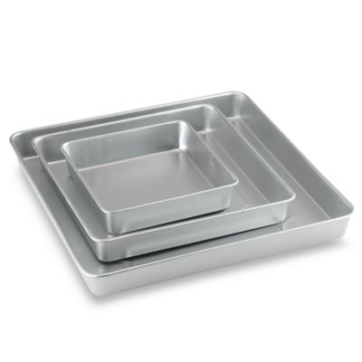 square cake pans