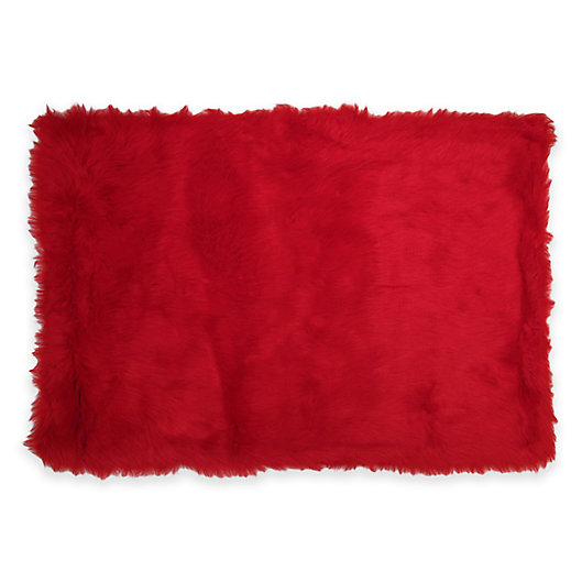 Alternate image 1 for Fun Rugs® Flokati 3-Foot 3-Inch x 4-Foot 10-Inch Shag Rug in Red