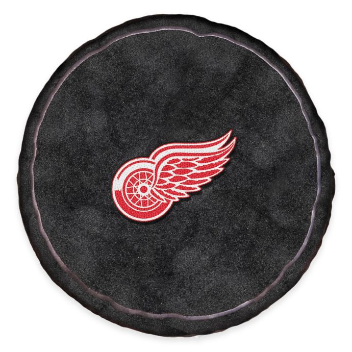 red wings pillow pet