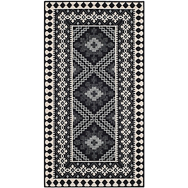 Safavieh Veranda Ronin 2&#39;7 x 5&#39; Indoor/Outdoor Area Rug in Black. View a larger version of this product image.