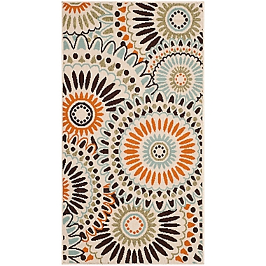 Safavieh Veranda Carter 4&#39; x 5&#39;7 Indoor/Outdoor Area Rug in Cream. View a larger version of this product image.