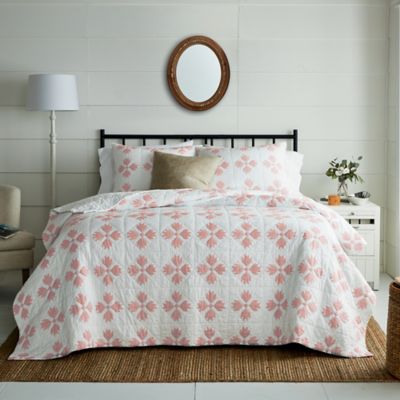 Bee &amp; Willow&trade; Quilted Diamonds 3-Piece King Quilt Set in Pink
