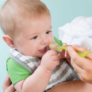green sprouts&reg; 2-Pack Feeding Spoons - Pink Set. View a larger version of this product image.