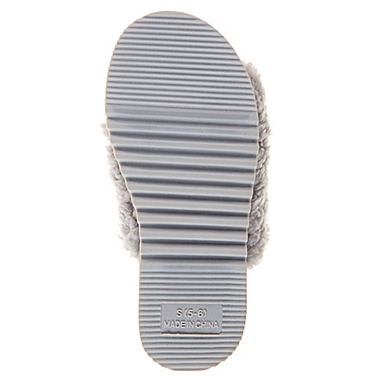 Cozy Mountain&trade; Large Women&#39;s Sherpa Slide Slippers in Light Grey. View a larger version of this product image.