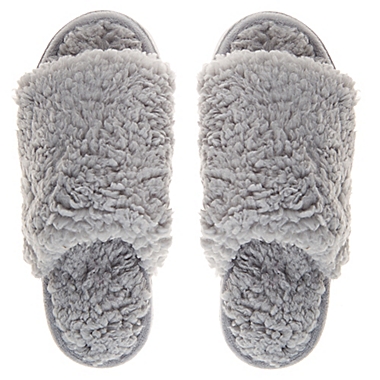 Cozy Mountain&trade; X-Large Women&#39;s Sherpa Slide Slippers in Light Grey. View a larger version of this product image.