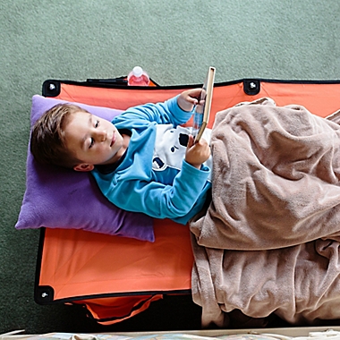 Joovy&reg; Foocot Portable Child Cot in Greenie. View a larger version of this product image.
