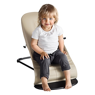 BABYBJ&Ouml;RN&reg; Bouncer Balance Soft in Dark Grey/Light Grey. View a larger version of this product image.