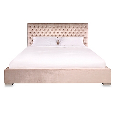 Safavieh Chester King Bed in Pearl. View a larger version of this product image.