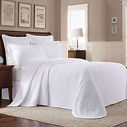 Williamsburg Abby King Bedspread in White