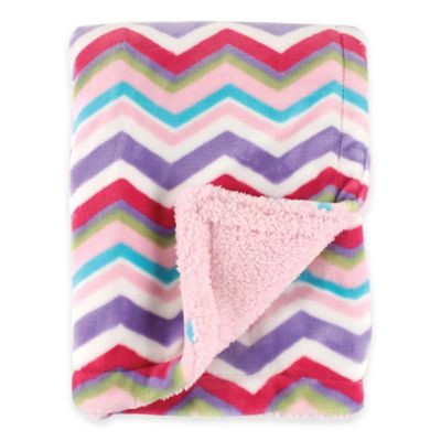 BabyVision&reg; Hudson Baby&reg; Double Layer Chevron Blanket with Sherpa Backing in Pink