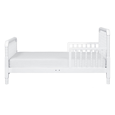 DaVinci Jenny Lind Toddler Bed in White. View a larger version of this product image.