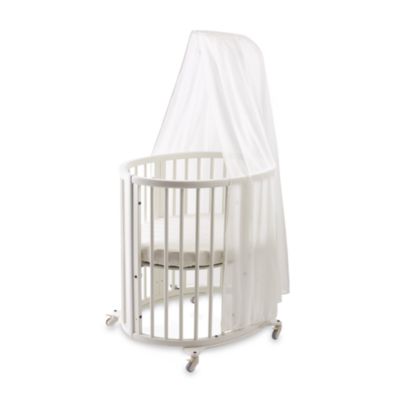 bassinet with canopy