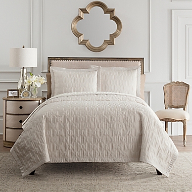 Valeron Luna 3-Piece Queen Coverlet Set in Grey. View a larger version of this product image.