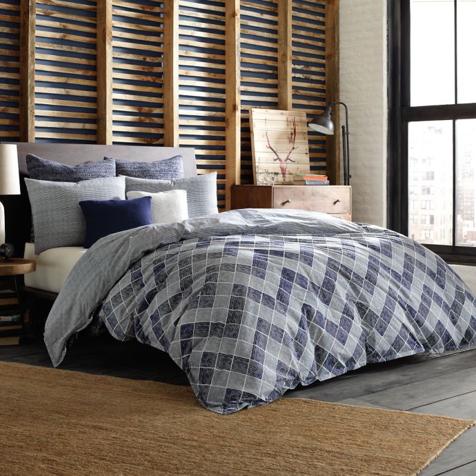 Studio 3B™ by Kyle Schuneman Reversible Flynn Duvet Cover | Bed Bath ...