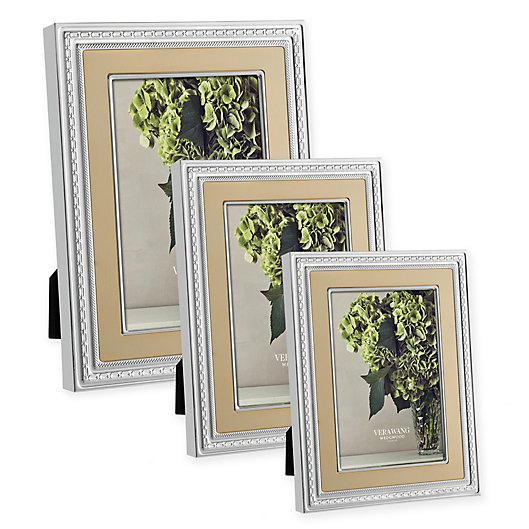 Alternate image 1 for Vera Wang Wedgwood With Love Gold Picture Frame