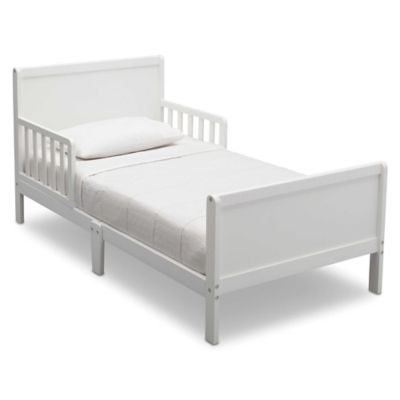 childrens white wooden bed