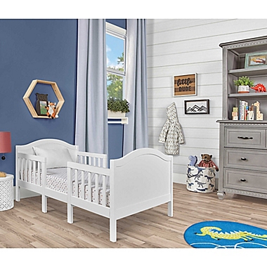 Dream On Me Portland 3-in-1 Convertible Toddler Bed in White. View a larger version of this product image.