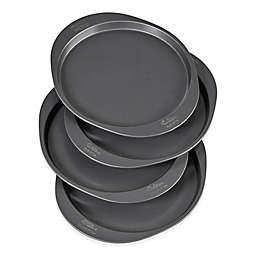 Wilton® Easy Layers! 4-Piece Nonstick 8-Inch Round Cake Pan Set