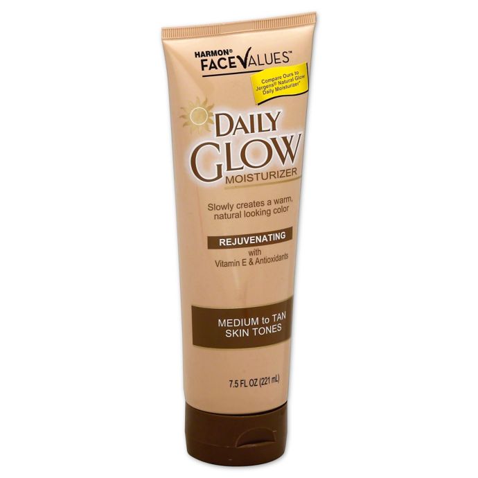 Daily glow. Firming Glow. Moisturizer gradual tan. Firming Glow TM.