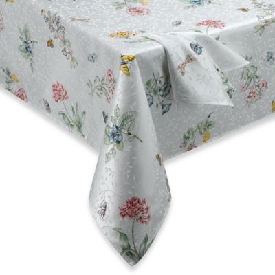 NEW Pick Size Spring Medley Reversible Damask Floral Tablecloth in White 