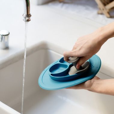 ezpz&trade; Mushroom Sponge in Grey. View a larger version of this product image.