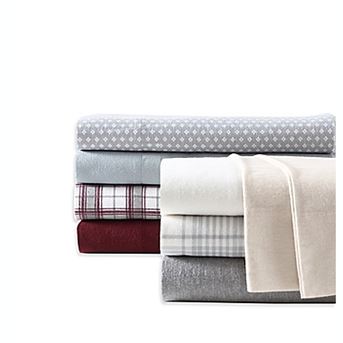 UGG&reg; Flannel King Sheet Set in Snow. View a larger version of this product image.