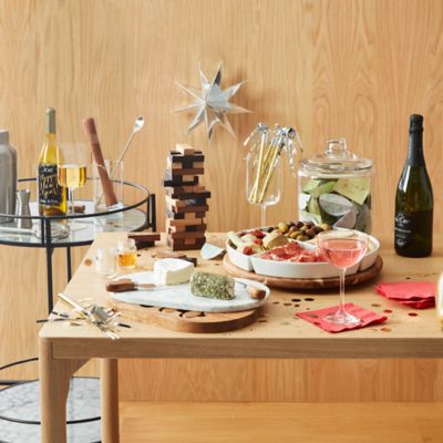 Must Haves For New Year&#39;s Party Hosts