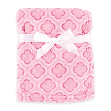 BabyVision&reg; Luvable Friends&reg; Clover Coral Fleece Blanket in Pink. View a larger version of this product image.