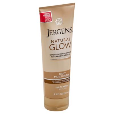 Jergens&reg; Natural Glow&reg; Daily Moisturizer in Fair to Medium
