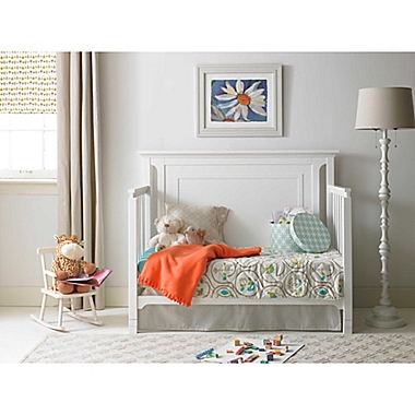 Ti Amo Carino 4-In-1 Convertible Crib in Snow White. View a larger version of this product image.