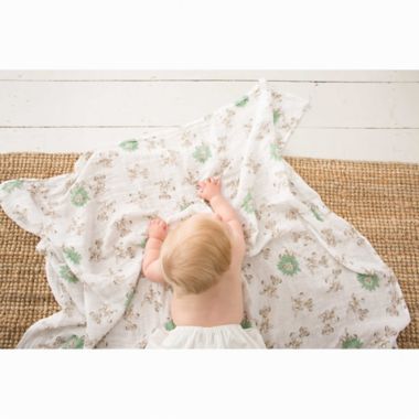 aden + anais&reg; 4-Pack Disney&reg; The Lion King Cotton Swaddle Blankets. View a larger version of this product image.