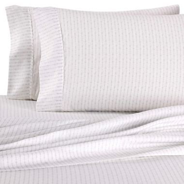 Home Collection Beaded Arrows Queen Sheet Set in Light Grey. View a larger version of this product image.