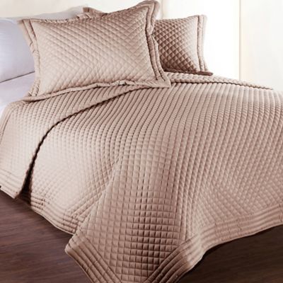 Clean Living Diamond Water/Stain Resistant Quilt