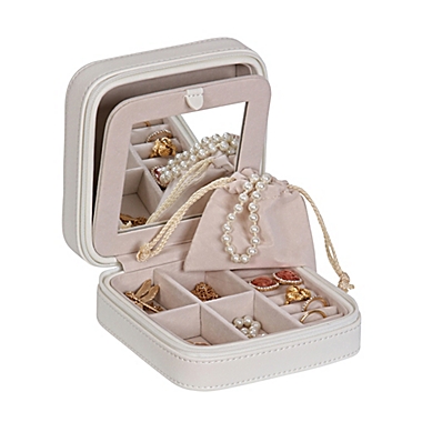 Mele & Co. Dana Faux Leather Travel Jewelry Case in Ivory | Bed 