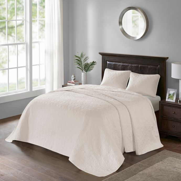 Madison Park Quebec 3 Piece Bedspread Set In Ivory Bed Bath Beyond