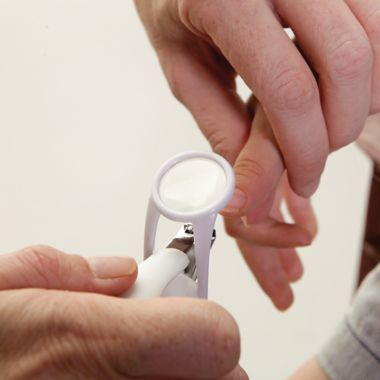 Dreambaby&reg; Nail Clippers with Magnifying Glass in Aqua. View a larger version of this product image.