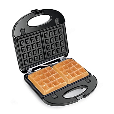 Salton 3-in-1 Grill, Sandwich & Waffle Maker. View a larger version of this product image.